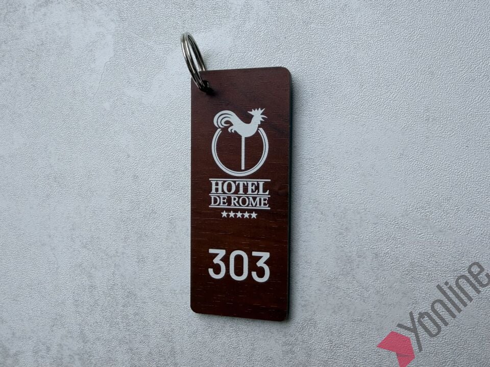 Ceviz Logolu Otel Anahtarlığı