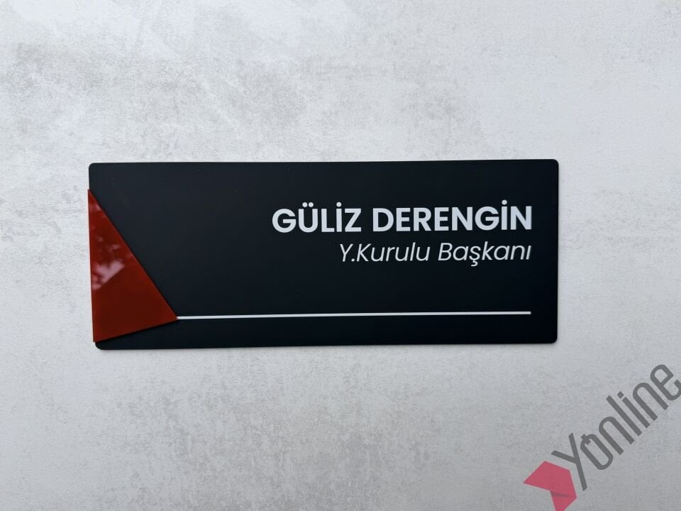Kırmızı Detaylı Mat Siyah Kurumsal Kapı İsimliği